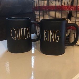 NWT Rae Dunn black King and Queen mugs